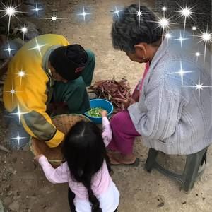 Meet your Posher, Ely